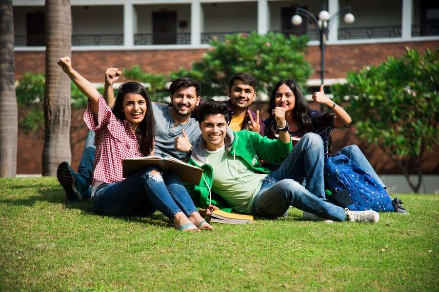 Best places for students to hang out in Nalgonda